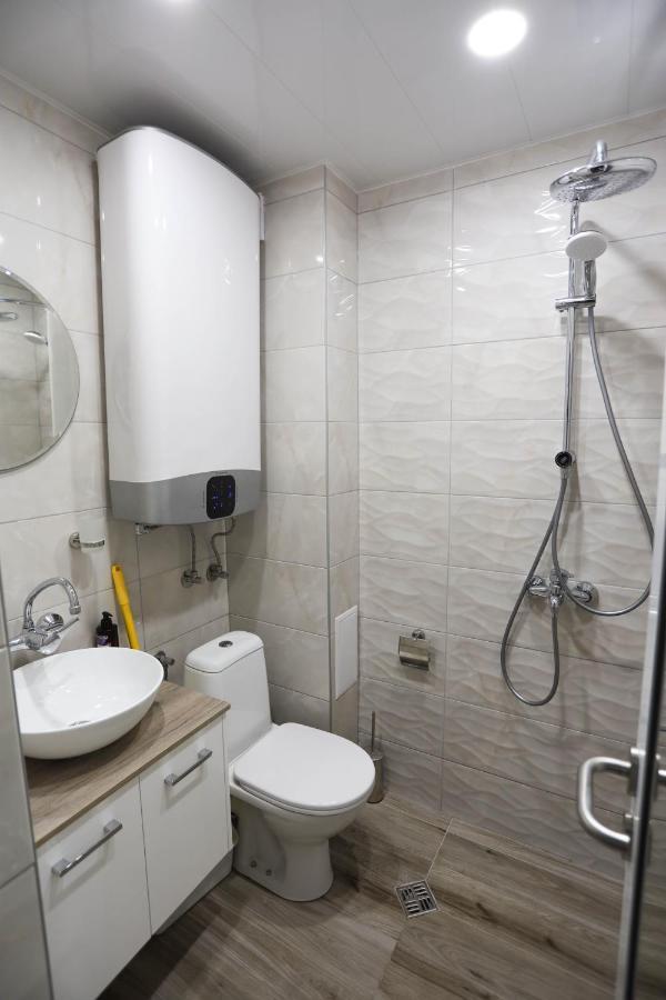 White Central Apartment Varna Buitenkant foto