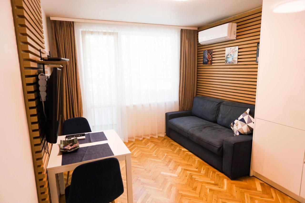 White Central Apartment Varna Buitenkant foto