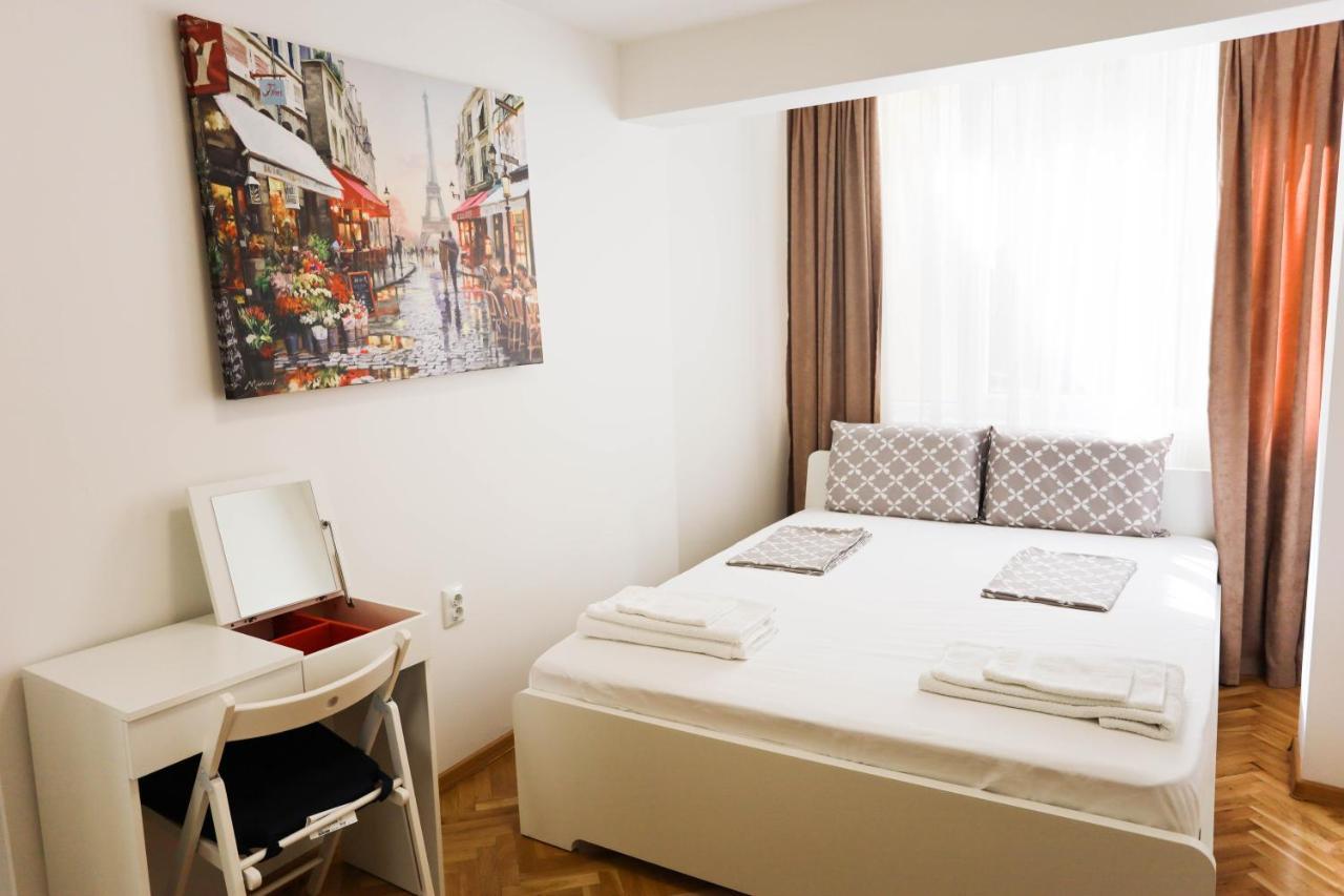White Central Apartment Varna Buitenkant foto