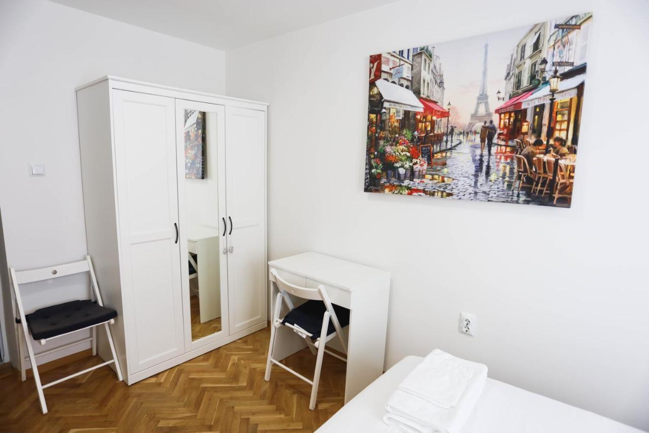 White Central Apartment Varna Buitenkant foto